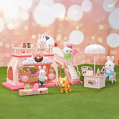 Juguete Casa de Mu&ntilde;ecas Set Tienda de Postres de Conejitos con Terraza, Resbaladilla, Accesorios y Figuras Incluidas
